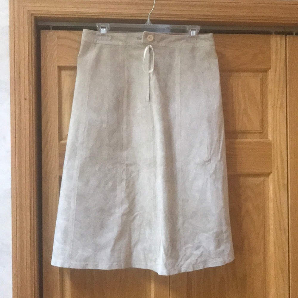 Eddie Bauer suede skirt
